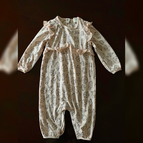 Peas and Queues Romper with bottom snaps 18MO used - Picture 1 of 3